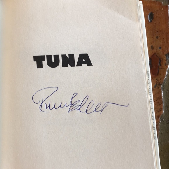 Tuna: A Love Story by Richard Ellis 1st edition signed copy - Picture 2 of 6